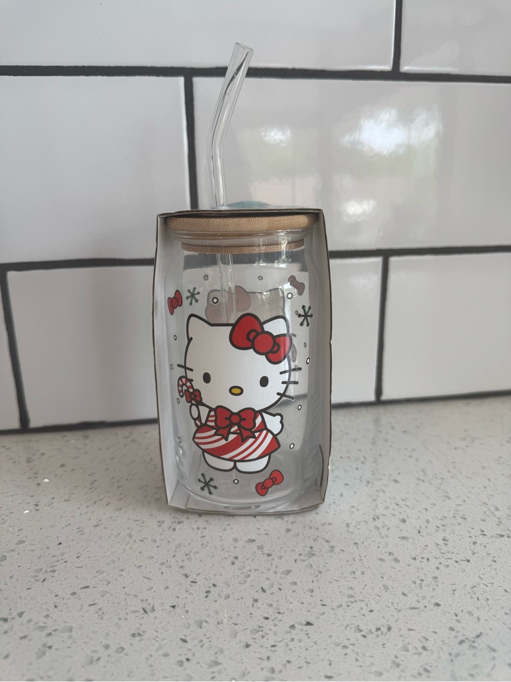 NWT Silver Buffalo Sanrio Hello Kitty Holiday Glass Tumbler